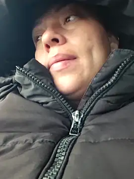 Snapshot of _honey12 chatting on September 30, 2025, 12:10 pm honey12 online show from September 30, 2025, 12:10 pm