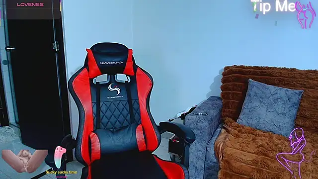 Snapshot of _honey12 chatting on November 4, 2025, 1:43 pm honey12 online show from November 4, 2025, 1:43 pm