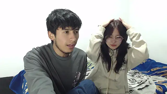 CurseLovers28 online show from November 30, 2025, 4:27 am