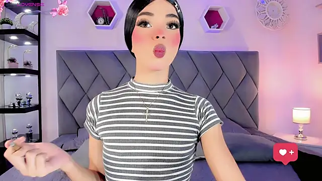 Amira Ember online show from June 8, 2026, 8:31 pm