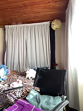 CoraVibes online show from March 15, 2026, 12:44 pm