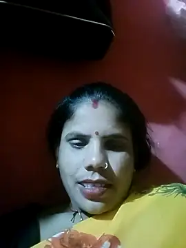 Snapshot of Nehaja33e chatting on November 10, 2025, 4:50 pm Nehaja33e online show from November 10, 2025, 4:50 pm