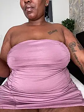 fatpussydallx online show from June 8, 2026, 10:04 am