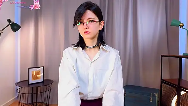 Snapshot of PamilaGrassle chatting on September 14, 2025, 4:11 am PamilaGrassle online show from September 14, 2025, 4:11 am