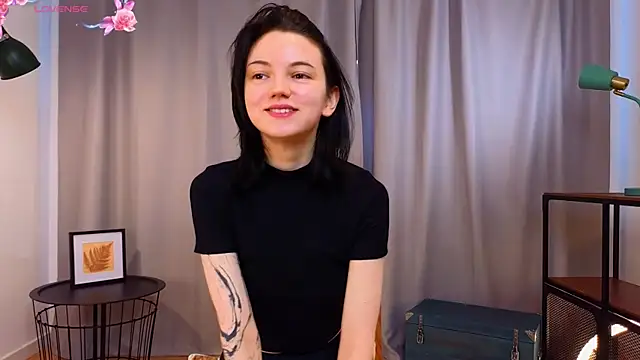 Snapshot of PamilaGrassle chatting on September 22, 2025, 4:03 am PamilaGrassle online show from September 22, 2025, 4:03 am