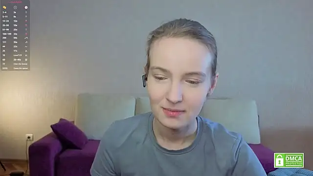 HongTomczak online show from May 21, 2026, 7:37 am
