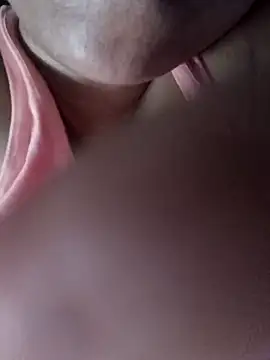 Snapshot of rewa-555 chatting on October 4, 2025, 7:45 pm rewa-555 online show from October 4, 2025, 7:45 pm