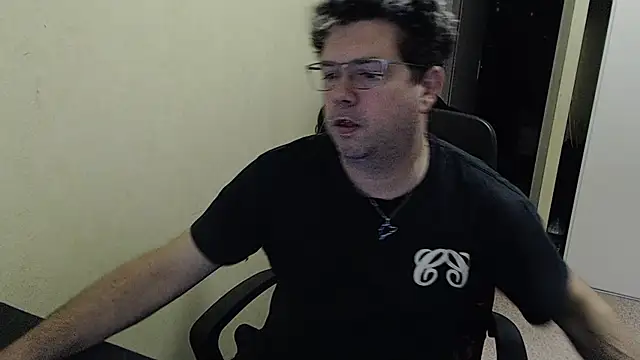 blueandwhite1 online show from January 2, 2025, 9:00 am