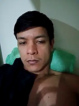 Snapshot of WillRodriguesf10 chatting on November 9, 2025, 11:47 pm WillRodriguesf10 online show from November 9, 2025, 11:47 pm