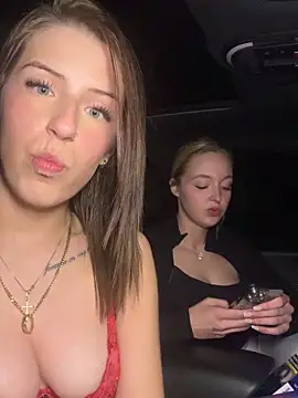 lisapeperoni online show from March 4, 2026, 6:58 pm