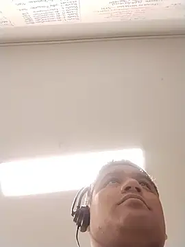 danigarci2307 online show from February 19, 2026, 12:06 am