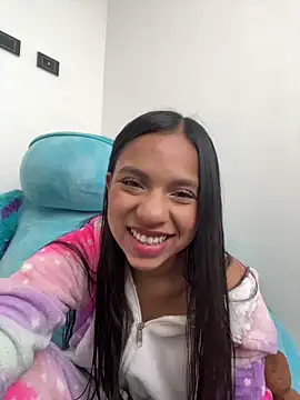 Snapshot of DaliaPearl chatting on September 18, 2025, 12:07 pm DaliaPearl online show from September 18, 2025, 12:07 pm