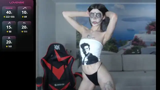 Snapshot of shadowraze228 chatting on November 1, 2025, 9:00 am shadowraze228 online show from November 1, 2025, 9:00 am