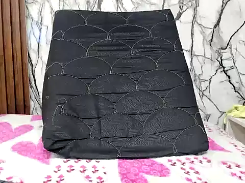 teilor dreamse online show from September 15, 2025, 3:34 pm