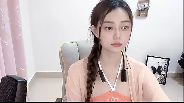 Abb-qiaoyi online show from September 26, 2025, 5:22 am