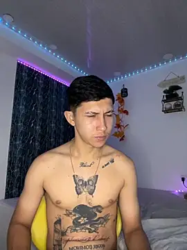 Alejandro BigCock22 online show from September 12, 2025, 3:06 am