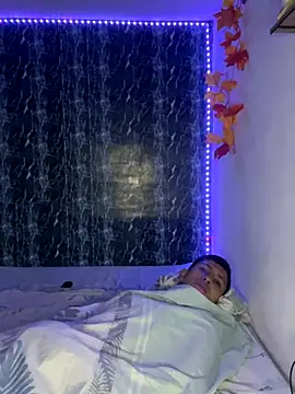 Alejandro BigCock22 online show from September 27, 2025, 2:27 am