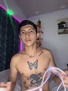 Alejandro BigCock22 online show from October 11, 2025, 12:54 am