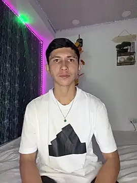 Alejandro BigCock22 online show from October 13, 2025, 7:52 am