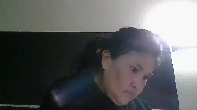 Snapshot of alaskanrose chatting on October 31, 2025, 10:55 pm alaskanrose online show from October 31, 2025, 10:55 pm