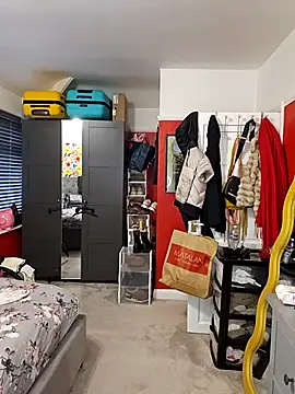 Filthymaddymilfy25 online show from March 31, 2026, 8:04 am