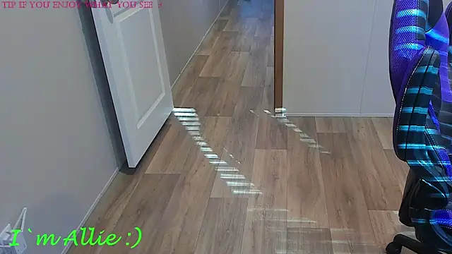 Allie Kat online show from December 20, 2025, 4:25 pm