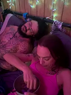 Snapshot of Kacinichole chatting on October 2, 2025, 6:31 am Kacinichole online show from October 2, 2025, 6:31 am