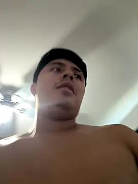 Snapshot of Atrevido_69_4K chatting on December 4, 2025, 5:21 pm Atrevido 69 4K online show from December 4, 2025, 5:21 pm