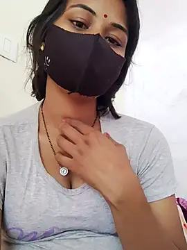 DivyaBhabhi69xh online show from October 25, 2025, 5:59 am