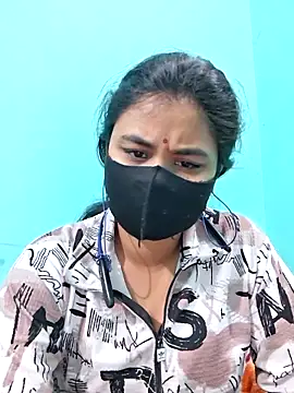 Snapshot of DivyaBhabhi69@xh chatting on May 9, 2026, 5:07 pm DivyaBhabhi69xh online show from May 9, 2026, 5:07 pm