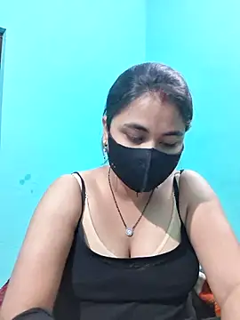 Snapshot of DivyaBhabhi69@xh chatting on May 20, 2026, 7:42 pm DivyaBhabhi69xh online show from May 20, 2026, 7:42 pm