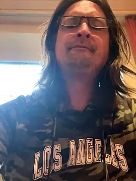 Cleohot1977 online show from September 26, 2025, 4:00 pm