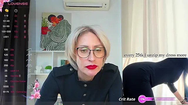 Snapshot of PamellaMurphy chatting on October 13, 2025, 7:52 am PamellaMurphy online show from October 13, 2025, 7:52 am