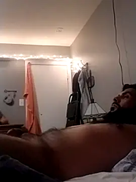 hornylatino702 online show from January 14, 2026, 7:36 am