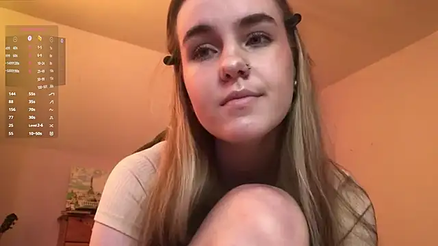 Snapshot of SiIver_Dawn chatting on October 3, 2025, 1:30 pm SiIver Dawn online show from October 3, 2025, 1:30 pm