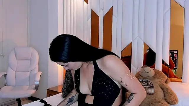 Snapshot of CarolinaFerrer chatting on February 20, 2026, 1:11 pm CarolinaFerrer online show from February 20, 2026, 1:11 pm