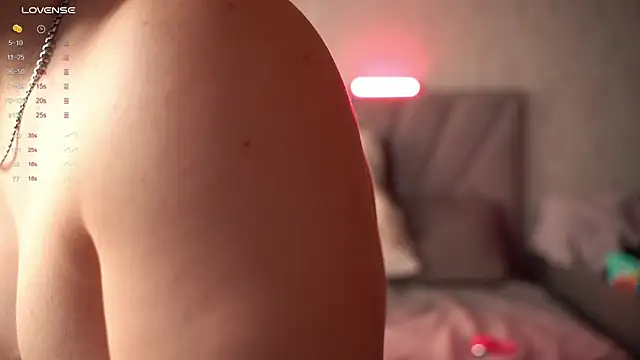 lemonnata online show from November 26, 2025, 10:49 am