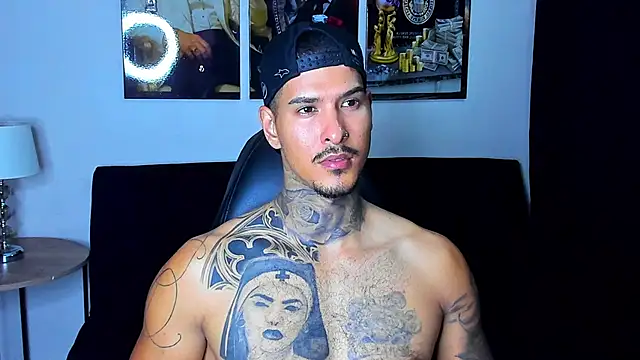 jiro kenji1 online show from February 10, 2026, 1:32 am