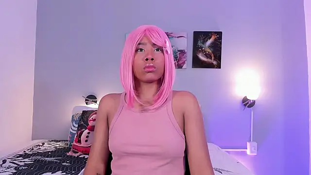 SophieW1 online show from November 10, 2025, 12:26 pm