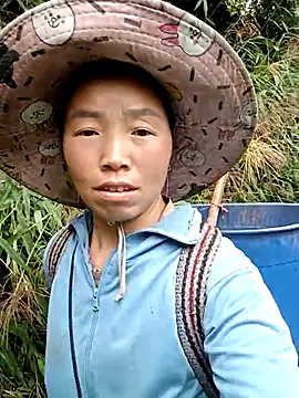 hera-00 online show from November 17, 2025, 1:44 am