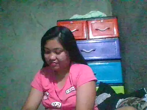 nikki zapphire online show from April 7, 2026, 3:23 pm