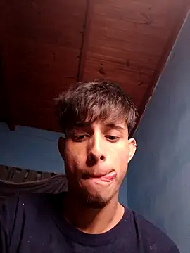 matiatr1112 online show from April 4, 2026, 11:35 pm