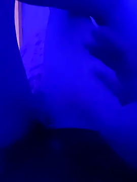 Snapshot of salma14 chatting on September 17, 2025, 1:13 pm salma14 online show from September 17, 2025, 1:13 pm