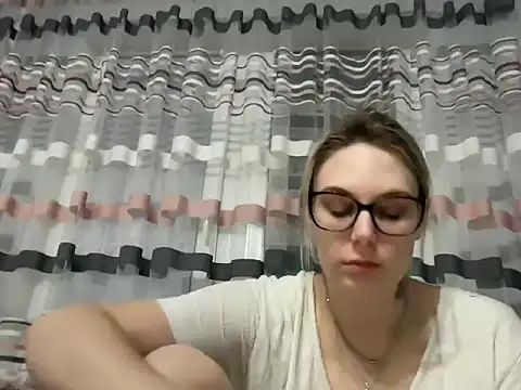 NikexPretty online show from January 8, 2026, 6:54 pm