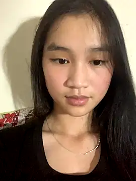 Snapshot of -Lie-06 chatting on October 15, 2025, 2:50 pm -Lie-06 online show from October 15, 2025, 2:50 pm