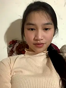 Snapshot of -Lie-06 chatting on December 21, 2025, 5:31 pm -Lie-06 online show from December 21, 2025, 5:31 pm