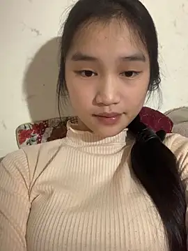 Snapshot of -Lie-06 chatting on December 22, 2025, 4:26 pm -Lie-06 online show from December 22, 2025, 4:26 pm