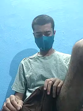 Snapshot of GirlsCrush_ chatting on September 14, 2025, 6:07 pm GirlsCrush online show from September 14, 2025, 6:07 pm