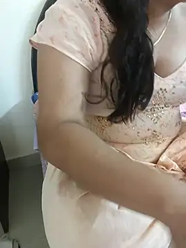 Snapshot of payal_261072_ chatting on September 16, 2025, 4:57 am payal 261072 online show from September 16, 2025, 4:57 am