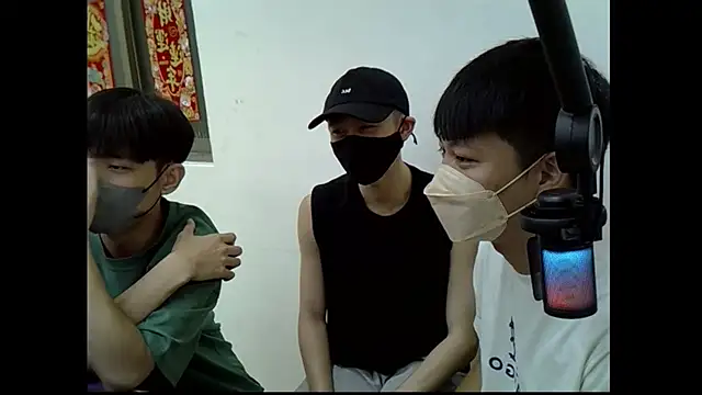 Snapshot of zhu000000 chatting on October 16, 2025, 4:24 am zhu000000 online show from October 16, 2025, 4:24 am